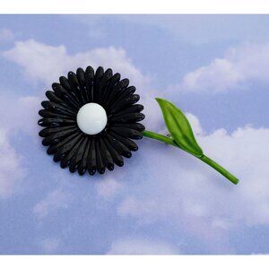 Vintage Gothic Flower Black and Gold Tone Brooch - S4